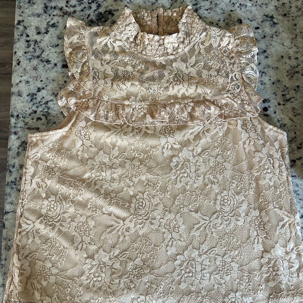 bleuh ciel Lace Blouse in Cream